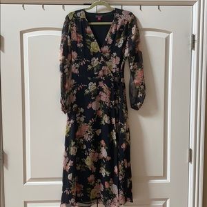 Vince Camuto floral dress 🌸